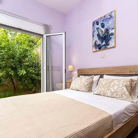 διαμέρισμα στο κέντρο της πόλης Apartman
